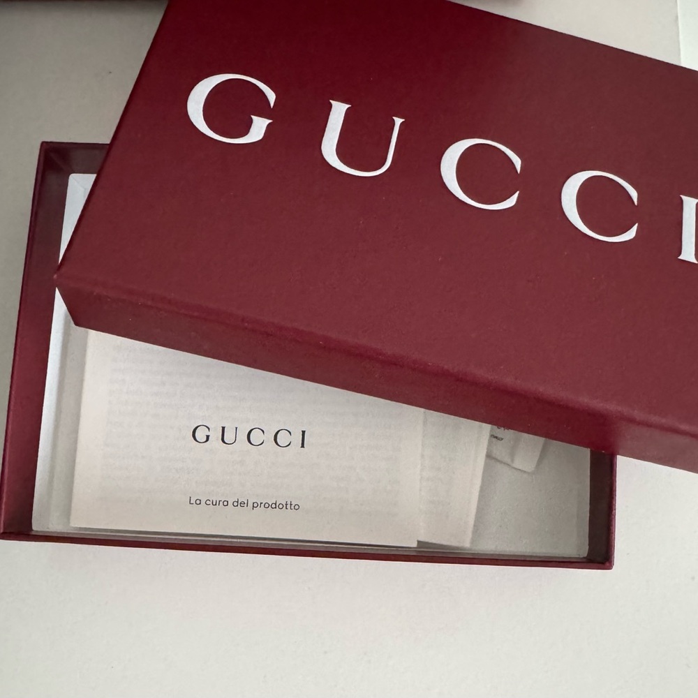 Gucci Black and Gold Leather Card Holder with GG Logo - Picture 3 of 3